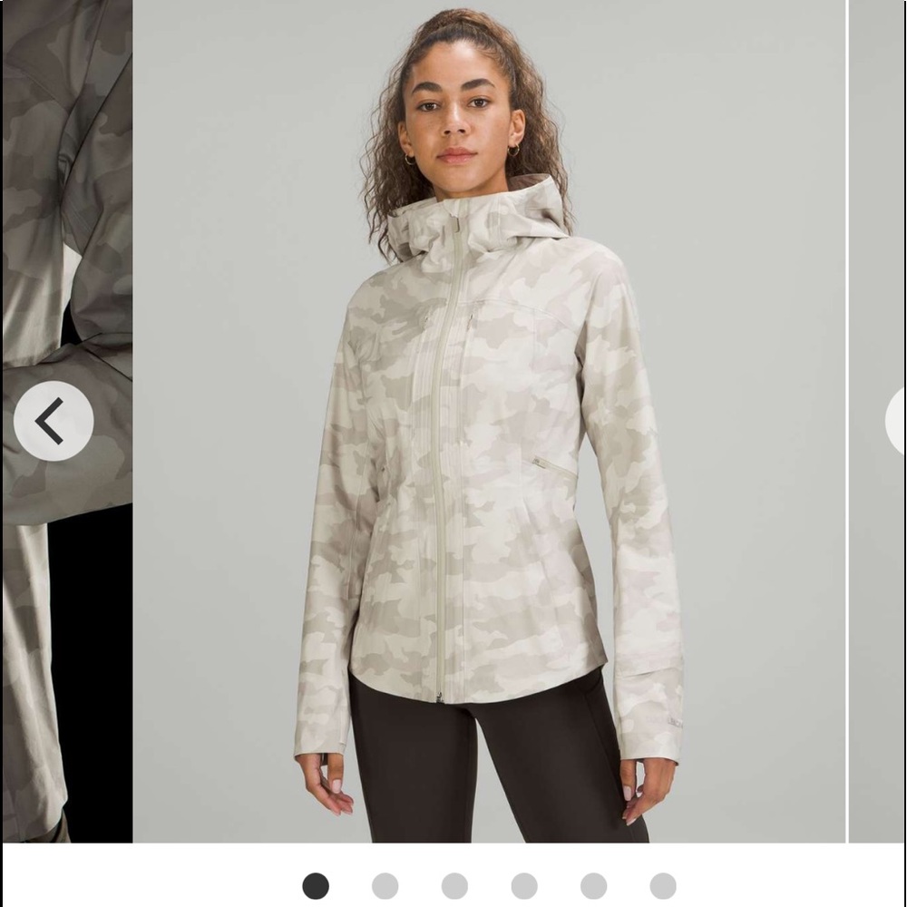 Lululemon break a trail jacket